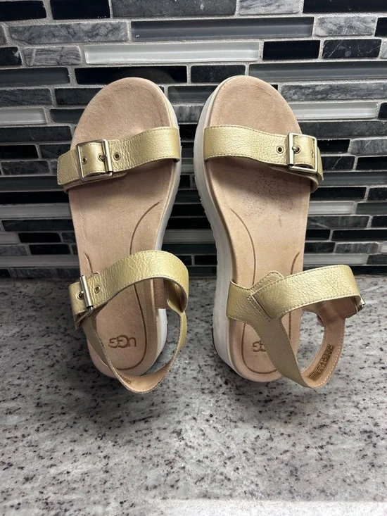 UGG Gold Leather Platform Buckle Sandals size 8 - Picture 4 of 13